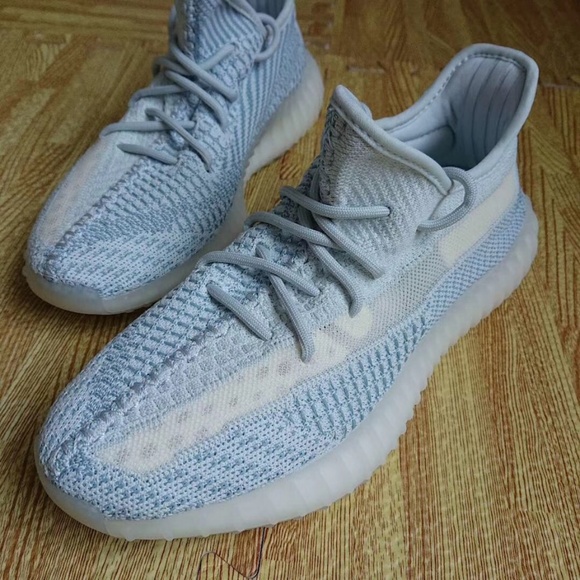 yeezy 350 cloud white non reflective